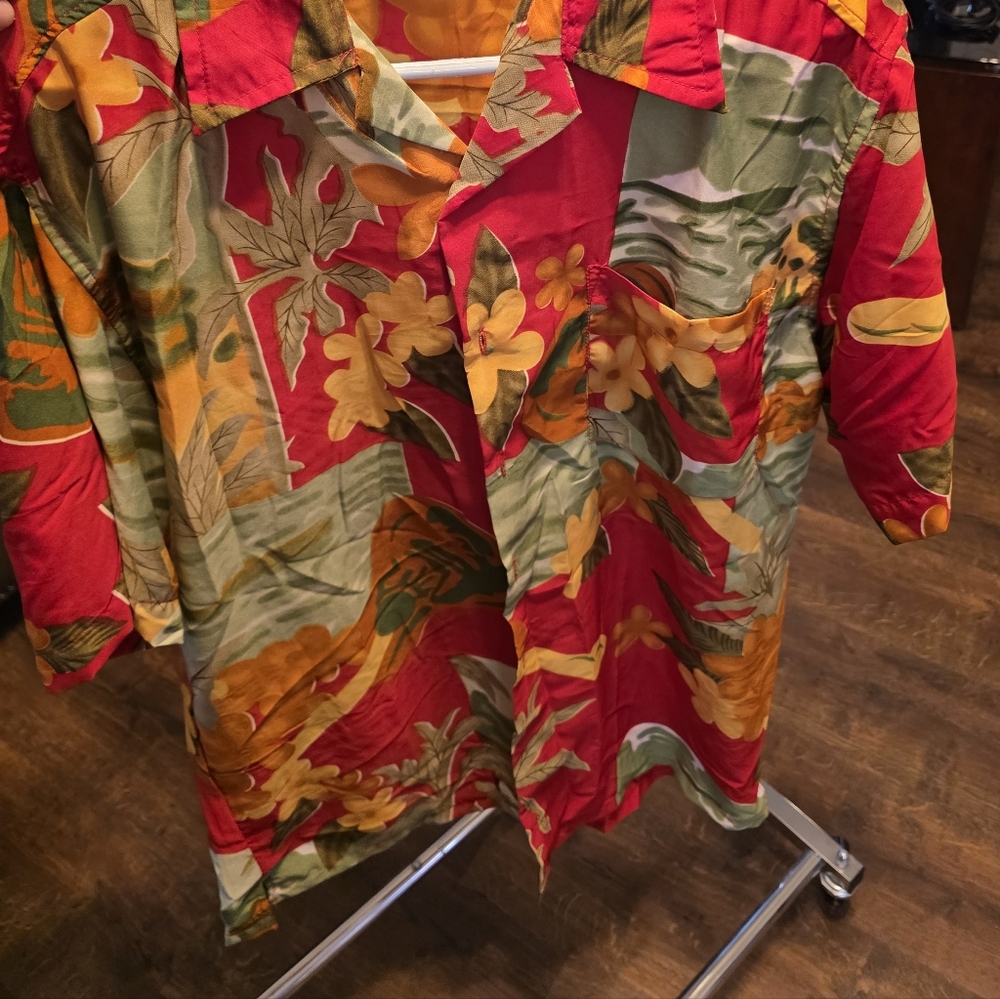Floral Hawaiian Shirt - Red and Green